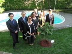 Group photo with Montreal Botanical Garden officials