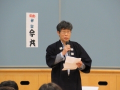 モントリオール日本語補習校での公演冒頭久保首席領事挨拶