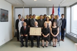 Group photo with guests